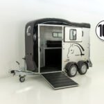 Cheval Liberte Pferdeanhänger Touring One 1,5er | Pullman-Fahrwerk | Frontausstieg | schwarz-Neu