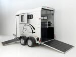Cheval Liberte Pferdeanhänger Touring Country|Sattelkammer|Frontausstieg|weiß-Neu – Bild 5