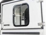 Cheval Liberte Pferdeanhänger Touring Country|Sattelkammer|Frontausstieg-Neu – Bild 10
