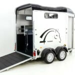 Cheval Liberte Pferdeanhänger Touring Country|Sattelkammer|Frontausstieg|schwarz-Neu