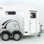 Cheval Liberte Pferdeanhänger GOLD 3|Premium|Pullman 2|Sattelkammer|weiß-Neu